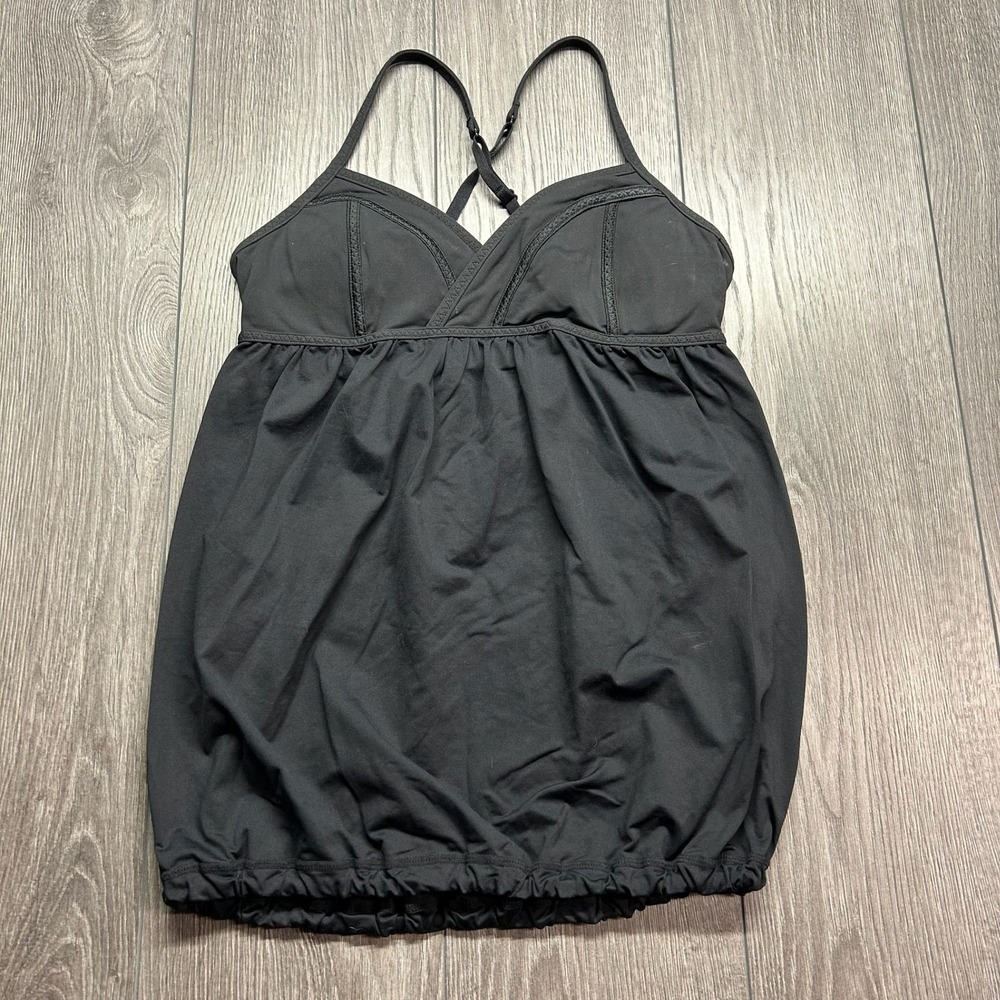 Lululemon Black Yoga Tank Top Built In Bra Bubble Hem Adjustable Straps Medium